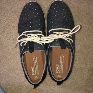 Polkadot toms tennis shoes